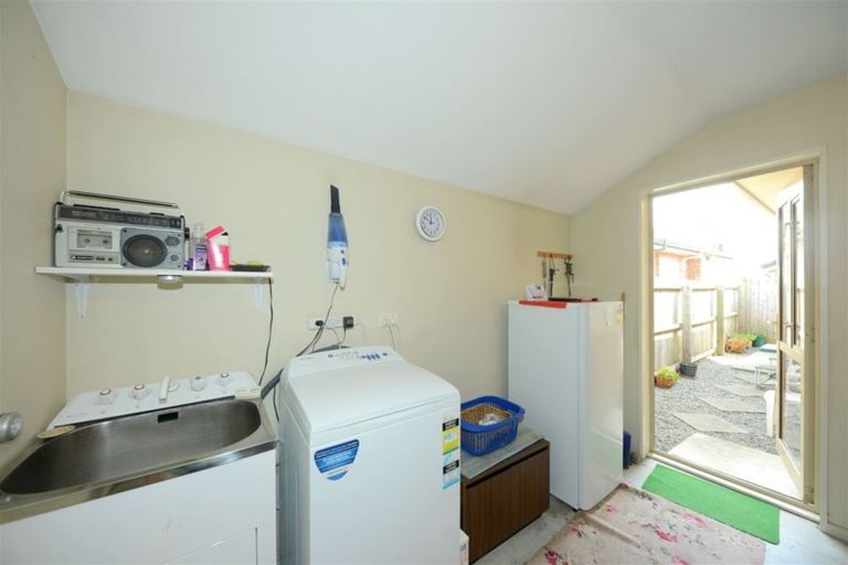 Photo of property in 8/19 Collingwood Street, New Brighton, Christchurch, 8061