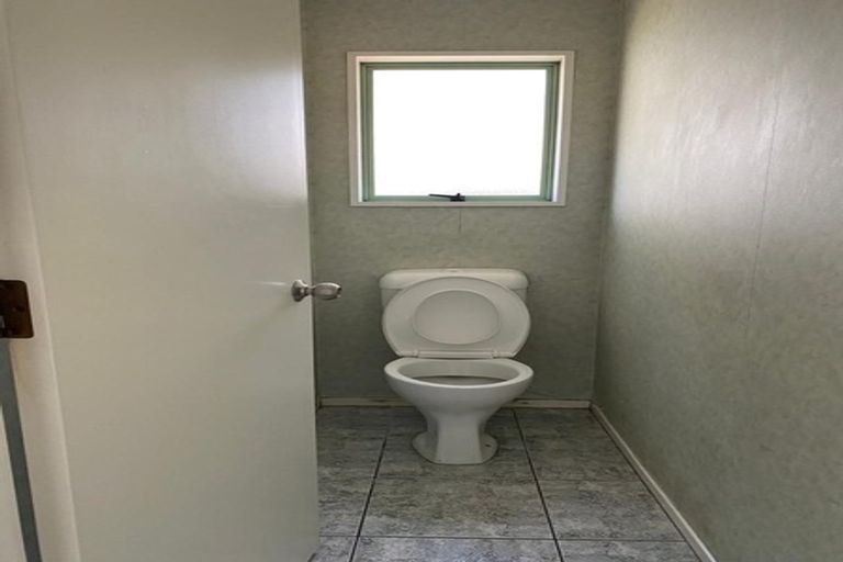 Photo of property in 14 Crail Court, Totara Heights, Auckland, 2105