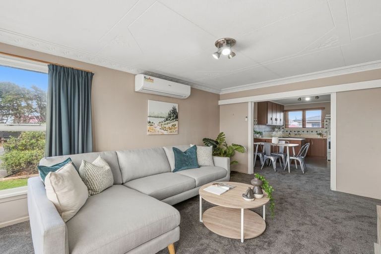 Photo of property in 1 Braemar Street, Kew, Invercargill, 9812