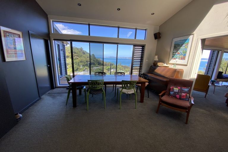 Photo of property in 23 Kotari Road, Days Bay, Lower Hutt, 5013