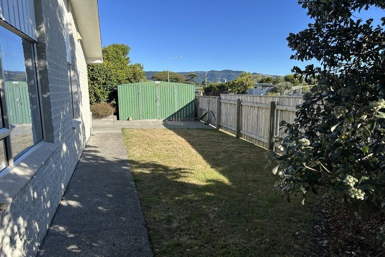 Photo of property in 8 Callender Terrace, Paraparaumu Beach, Paraparaumu, 5032