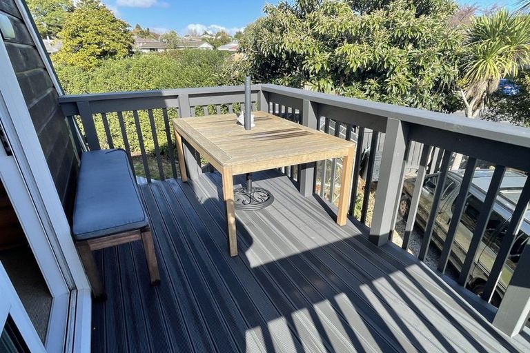 Photo of property in 1 Green Place, Richmond Heights, Taupo, 3330