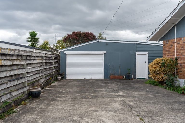 Photo of property in 15 Pryce Place, Silverdale, Hamilton, 3216