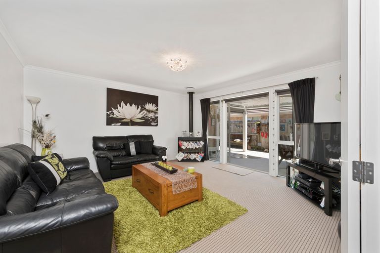 Photo of property in 23 Lewknor Drive, Papamoa Beach, Papamoa, 3118