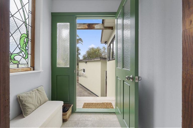 Photo of property in 20 Rawhiti Road, Manly, Whangaparaoa, 0930