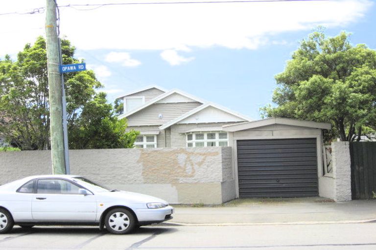 Photo of property in 141 Opawa Road, Opawa, Christchurch, 8023