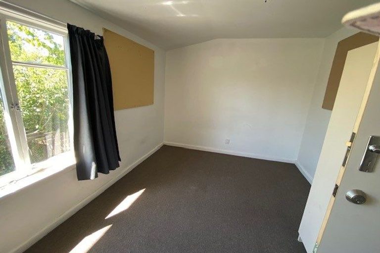 Photo of property in 27 Ilam Road, Upper Riccarton, Christchurch, 8041