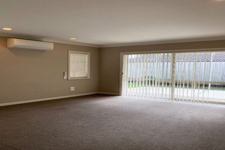Photo of property in 5 Amapur Place, Flat Bush, Auckland, 2019