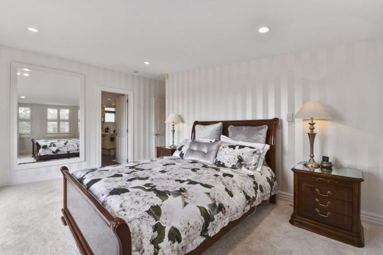 Photo of property in 1/177 Hurstmere Road, Takapuna, Auckland, 0622