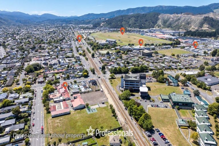 Photo of property in 34 Palmer Crescent, Silverstream, Upper Hutt, 5019