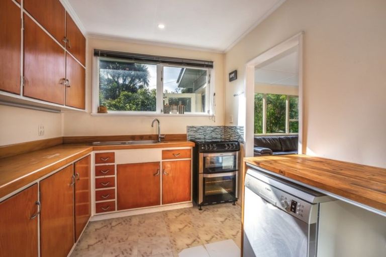 Photo of property in 7b Donlin Road, Pukerua Bay, 5026