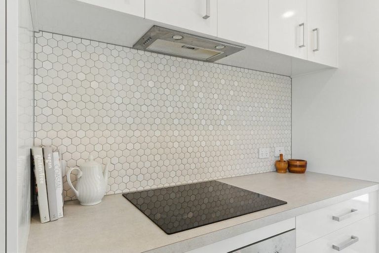 Photo of property in 15a Delhi Avenue, Aramoho, Whanganui, 4500