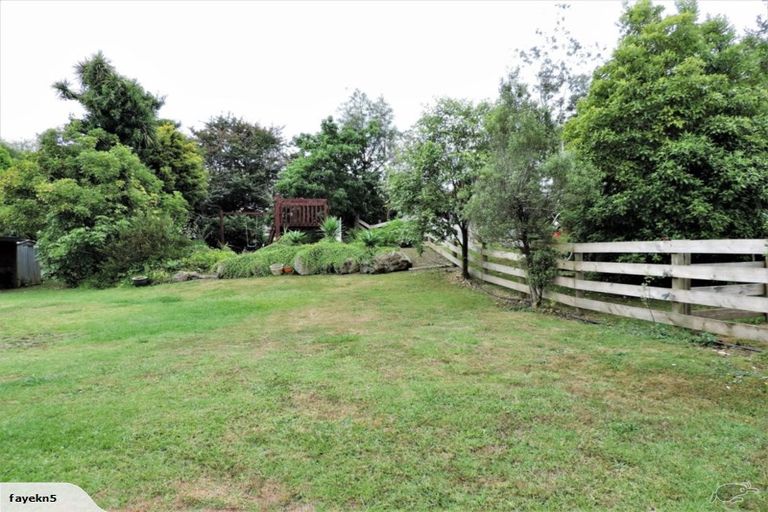Photo of property in 32 Cemetery Road, Waiuku, 2123
