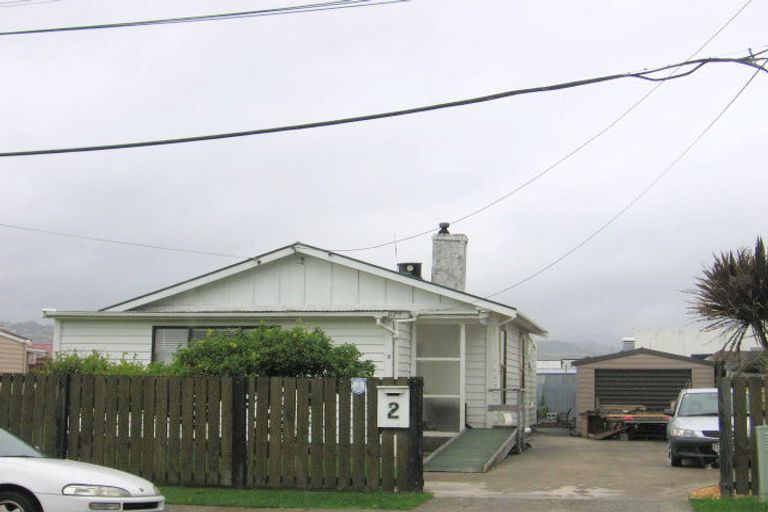 Photo of property in 2 Randwick Crescent, Moera, Lower Hutt, 5010