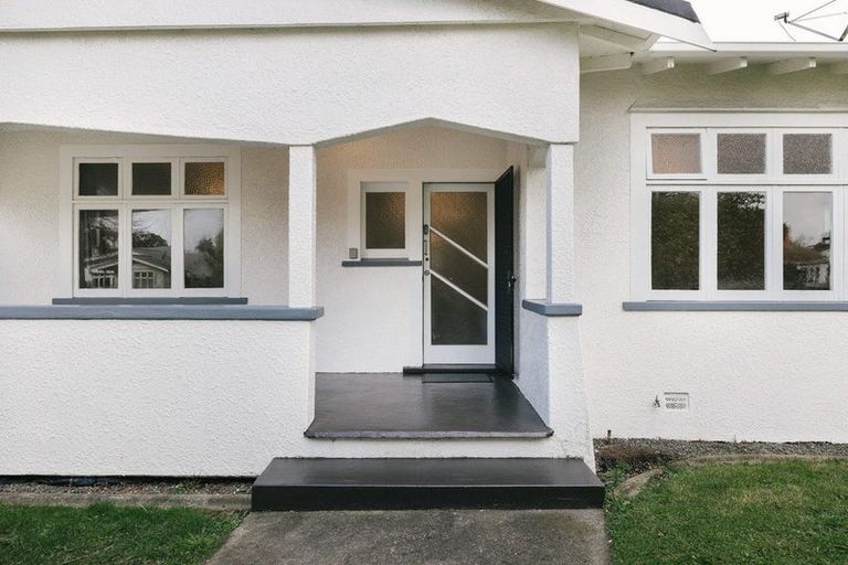 Photo of property in 21 South Street, West End, Palmerston North, 4410