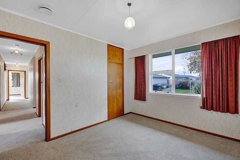 Photo of property in 6 Davidson Street, Hawera, 4610