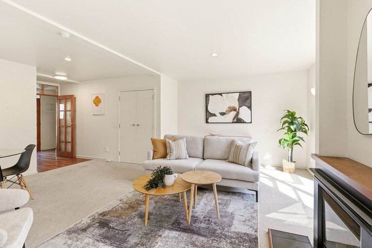 Photo of property in 2d Hatton Street, Karori, Wellington, 6012