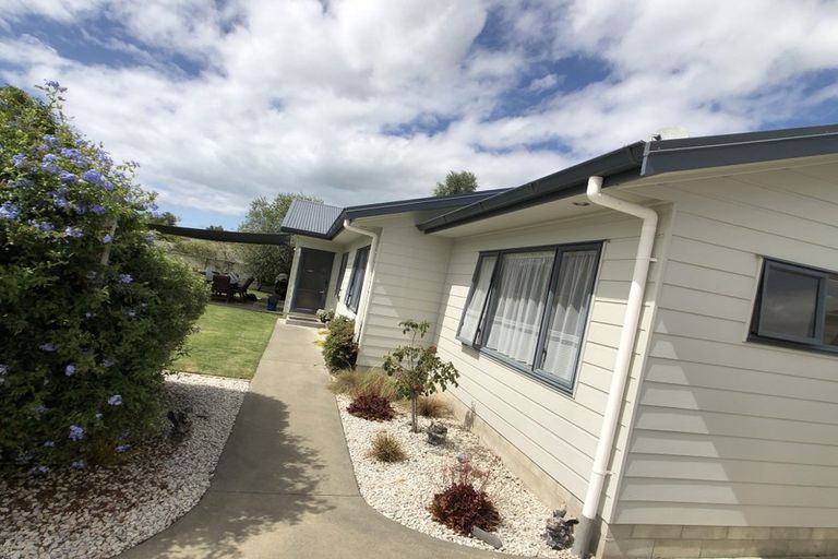 Photo of property in 11a Windsor Terrace, Taradale, Napier, 4112