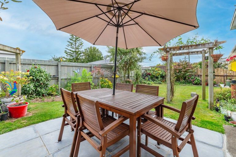 Photo of property in 4 Margaret Street, Levin, 5510