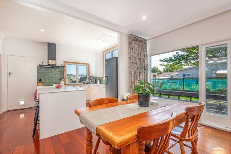 Photo of property in 10 Main Street, Pahiatua, 4910