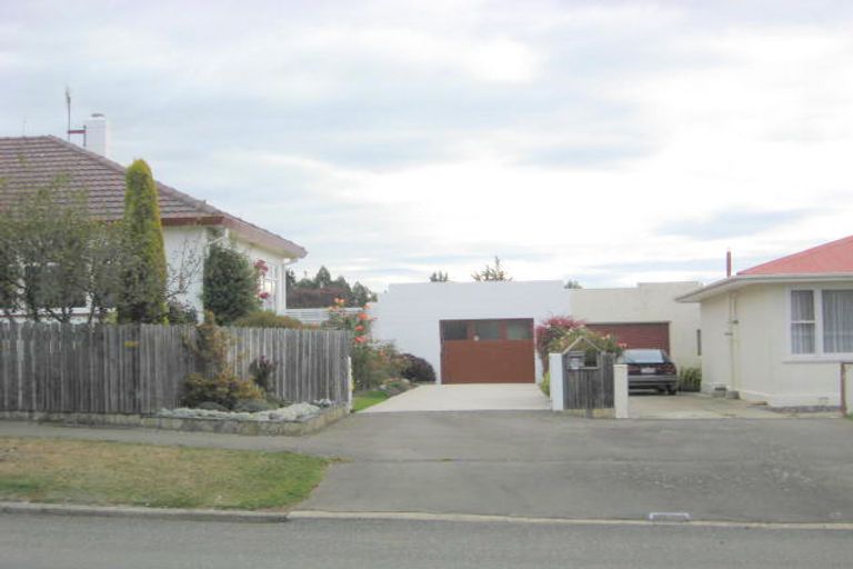 Photo of property in 68 Awamoa Road, Holmes Hill, Oamaru, 9401