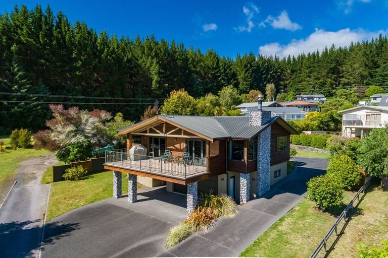 Photo of property in 7 Asher Avenue, Motuoapa, 3382