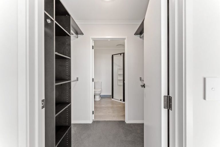 Photo of property in 17 Seafarer Crescent, Stanmore Bay, Whangaparaoa, 0932