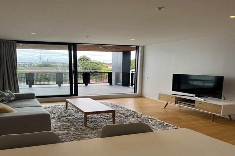 Photo of property in 306/70 Victoria Street, Onehunga, Auckland, 1061