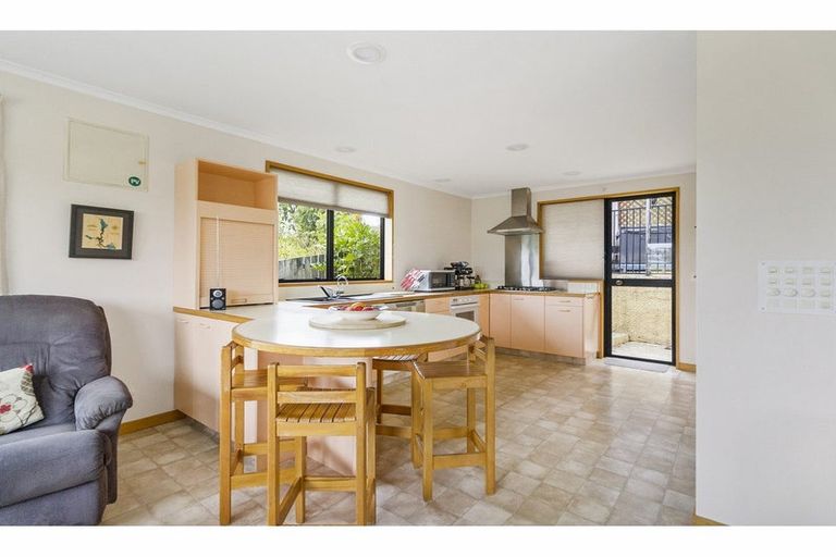 Photo of property in 104 Douglas Street, Highfield, Timaru, 7910