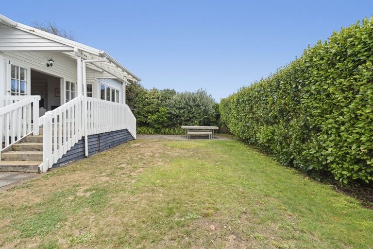 Photo of property in 87 Pendarves Street, New Plymouth, 4310