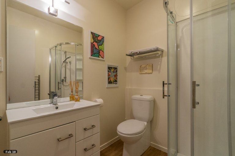 Photo of property in 97t Mays Road, Onehunga, Auckland, 1061