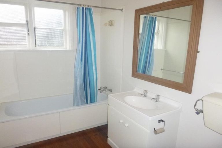 Photo of property in 77a Woburn Road, Woburn, Lower Hutt, 5010