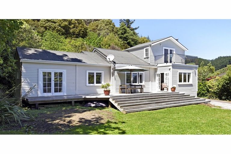 Photo of property in 5 Kakenga Road, Stoke, Nelson, 7011