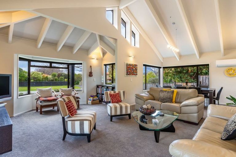 Photo of property in 15 Oregon Drive, Rainbow Point, Taupo, 3330