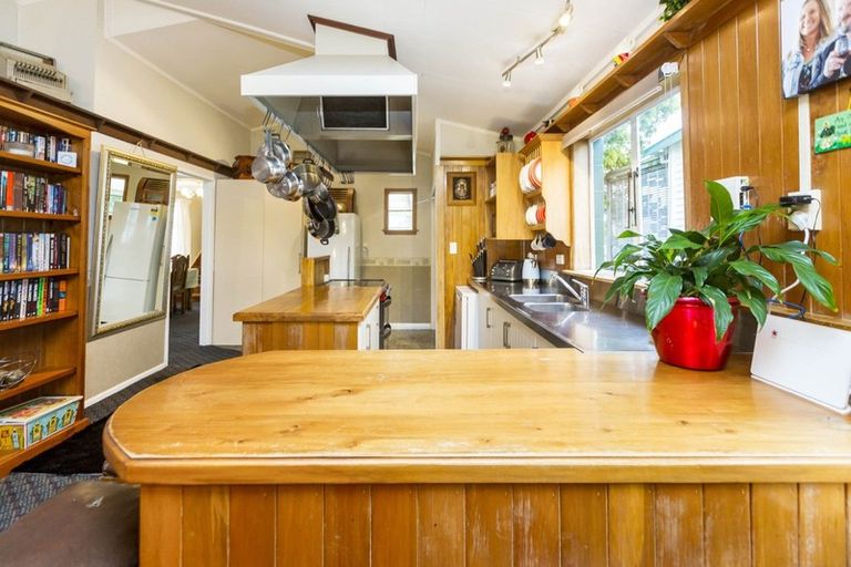 Photo of property in 54 Granville Street, Silverstream, Upper Hutt, 5019