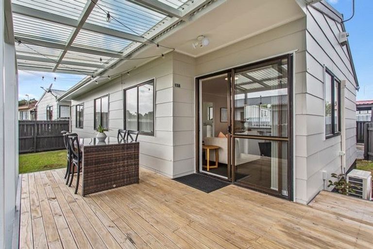 Photo of property in 1/13 Maplesden Drive, Clendon Park, Auckland, 2103