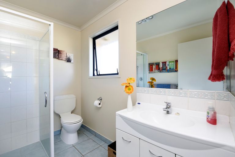 Photo of property in 35 Hollybush Drive, Brightwater, 7022