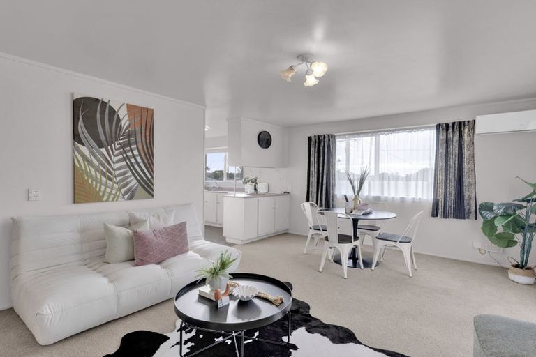 Photo of property in 73 Tuhikaramea Road, Dinsdale, Hamilton, 3204