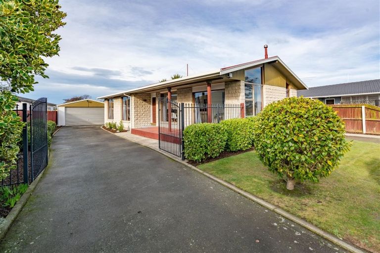 Photo of property in 12 Claymore Street, Woolston, Christchurch, 8062