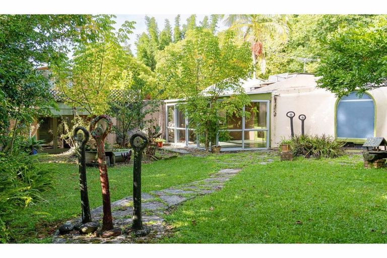 Photo of property in 109b Wiroa Road, Kerikeri, 0293