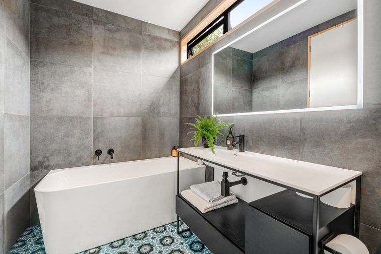 Photo of property in 59 The Circle, Manly, Whangaparaoa, 0930