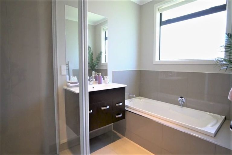 Photo of property in 8 Hemsby Place, Rototuna North, Hamilton, 3210