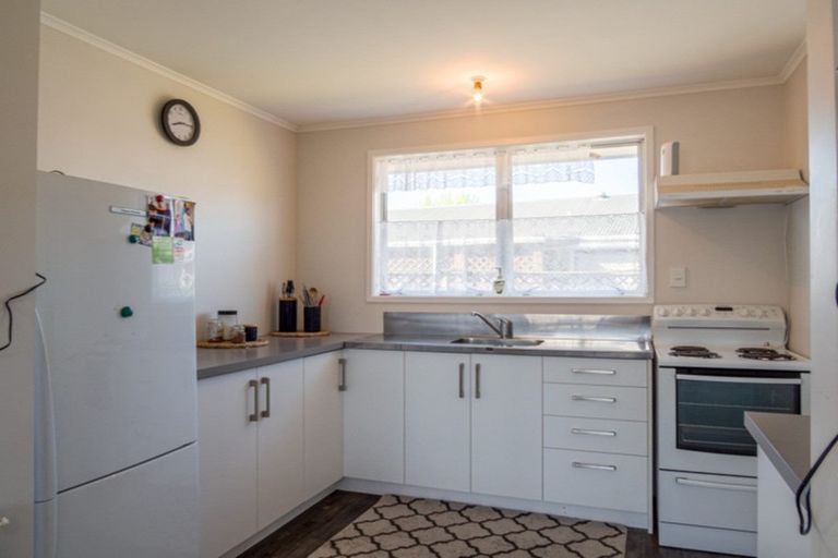 Photo of property in 6 Matipo Place, Edgecumbe, 3120