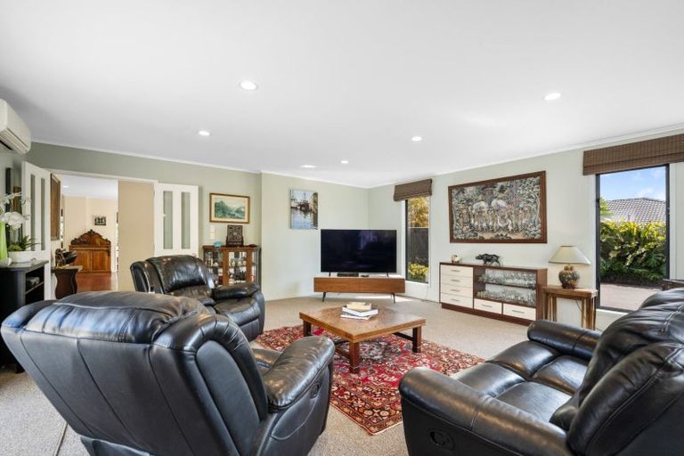 Photo of property in 106 Moffat Road, Bethlehem, Tauranga, 3110