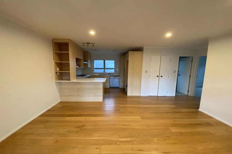 Photo of property in 30 Mander Place, Bucklands Beach, Auckland, 2012