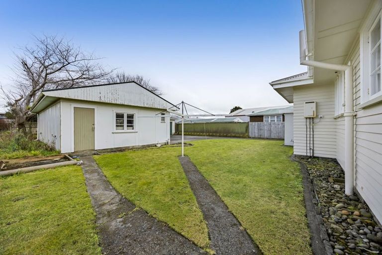 Photo of property in 155 Glover Road, Hawera, 4610