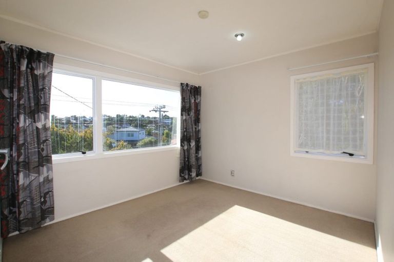 Photo of property in 36 Becroft Drive, Forrest Hill, Auckland, 0620