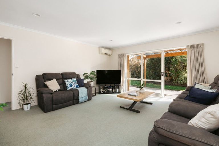 Photo of property in 1 Grantham Close, Gate Pa, Tauranga, 3112