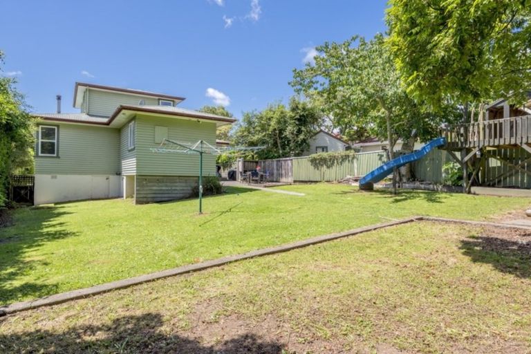 Photo of property in 31 Chester Street, Levin, 5510