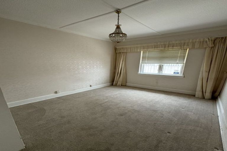 Photo of property in 303 The Parade, Island Bay, Wellington, 6023